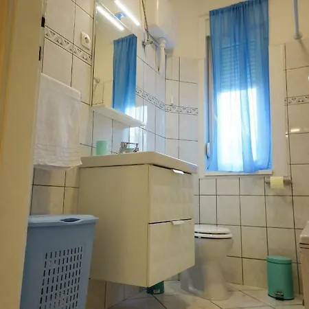 Gru Задар