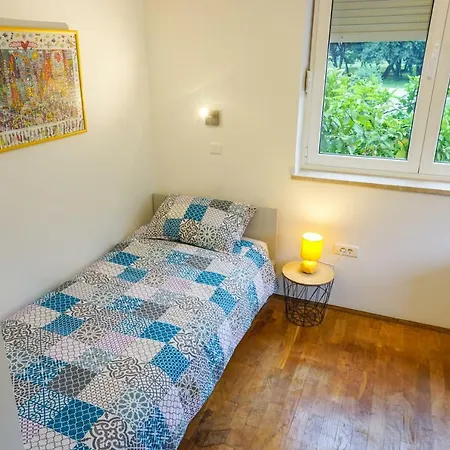 Apartment Gru *